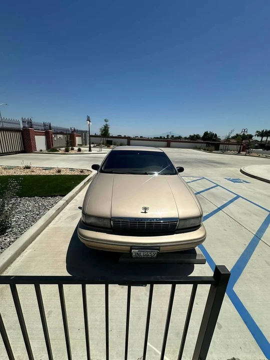 1996 Chevrolet Caprice - Image 2 of 20