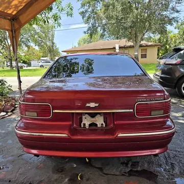 1996 Chevrolet Caprice Classic Sedan 4D
