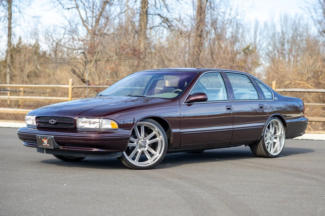 1996 Chevrolet Caprice - Image 2 of 21