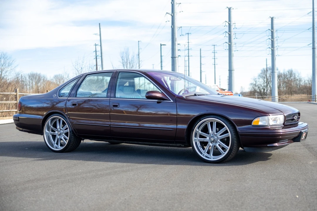 1996 Chevrolet Caprice - Image 8 of 21