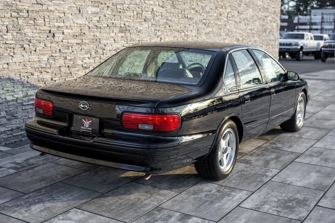 1996 Chevrolet Caprice - Image 13 of 21