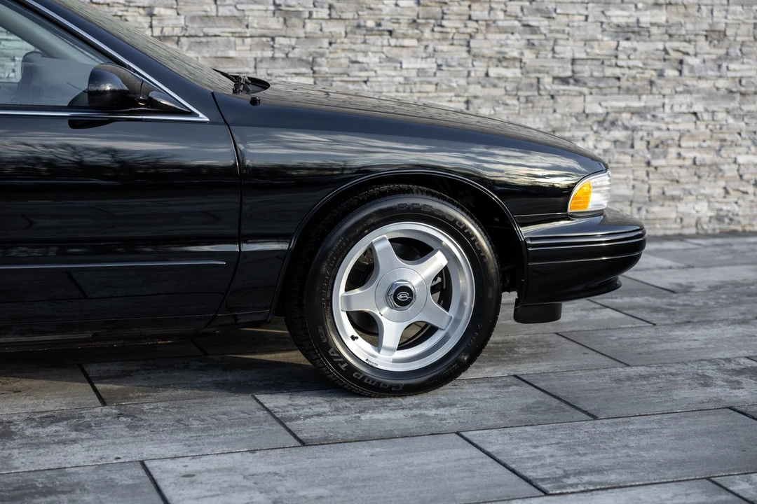 1996 Chevrolet Caprice - Image 8 of 21