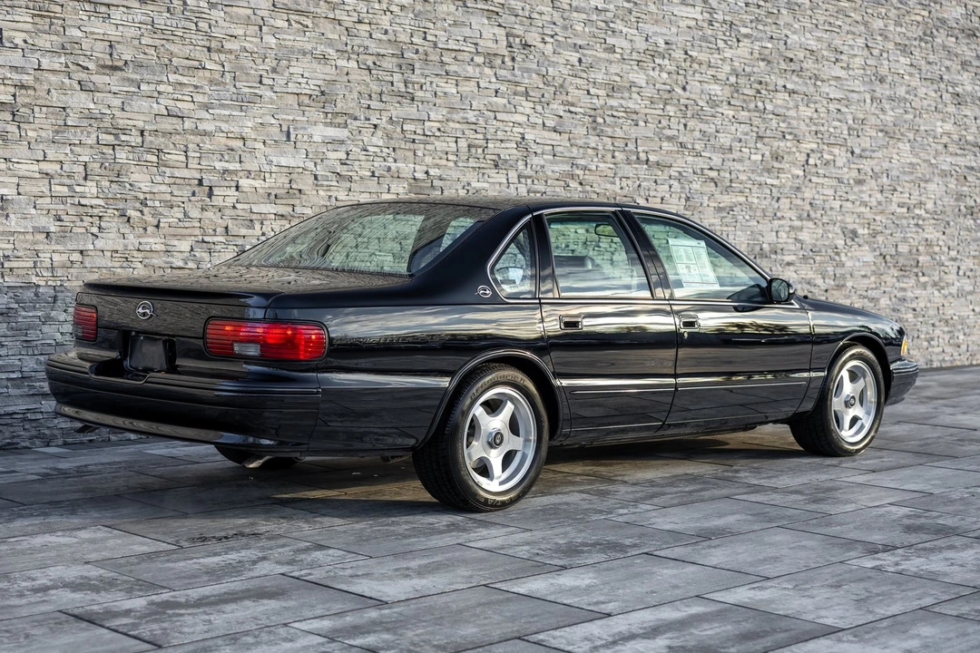 1996 Chevrolet Caprice - Image 11 of 21