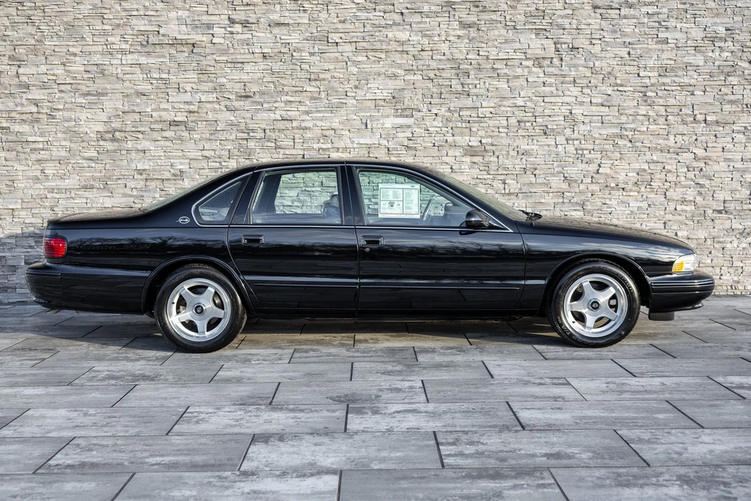 1996 Chevrolet Caprice - Image 7 of 21
