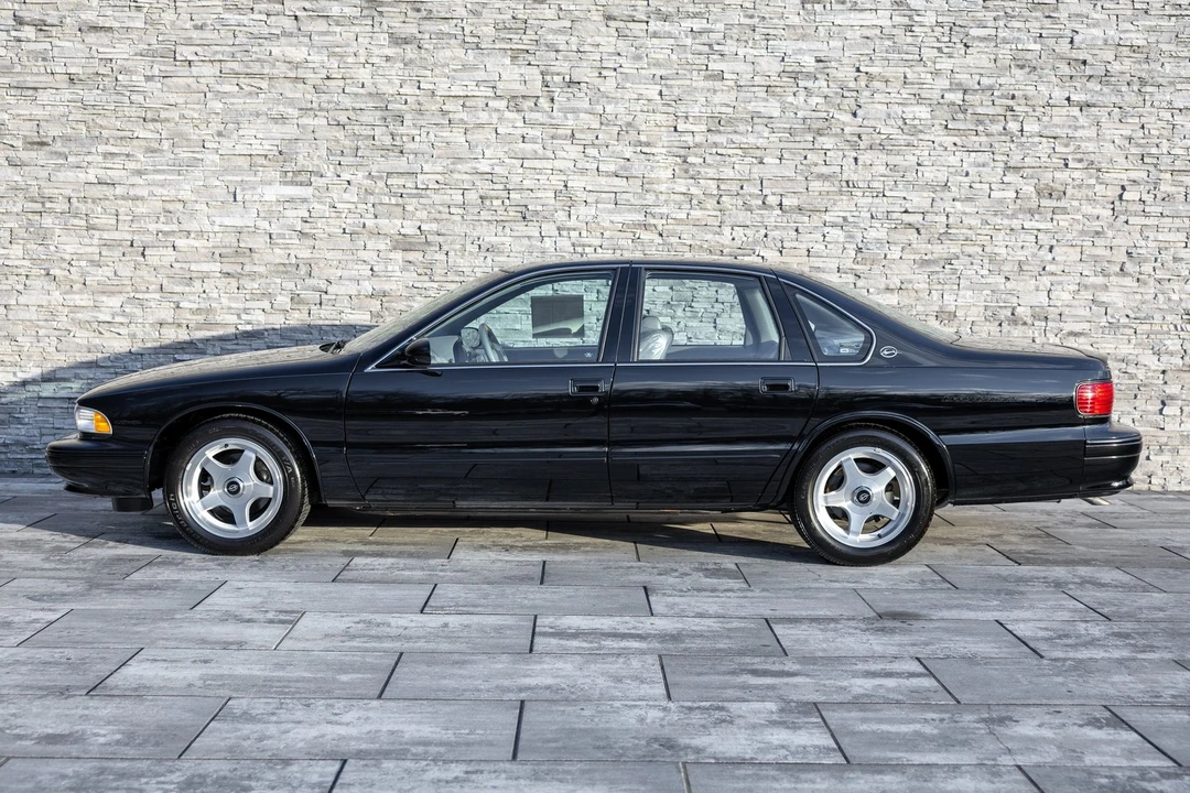 1996 Chevrolet Caprice - Image 16 of 21
