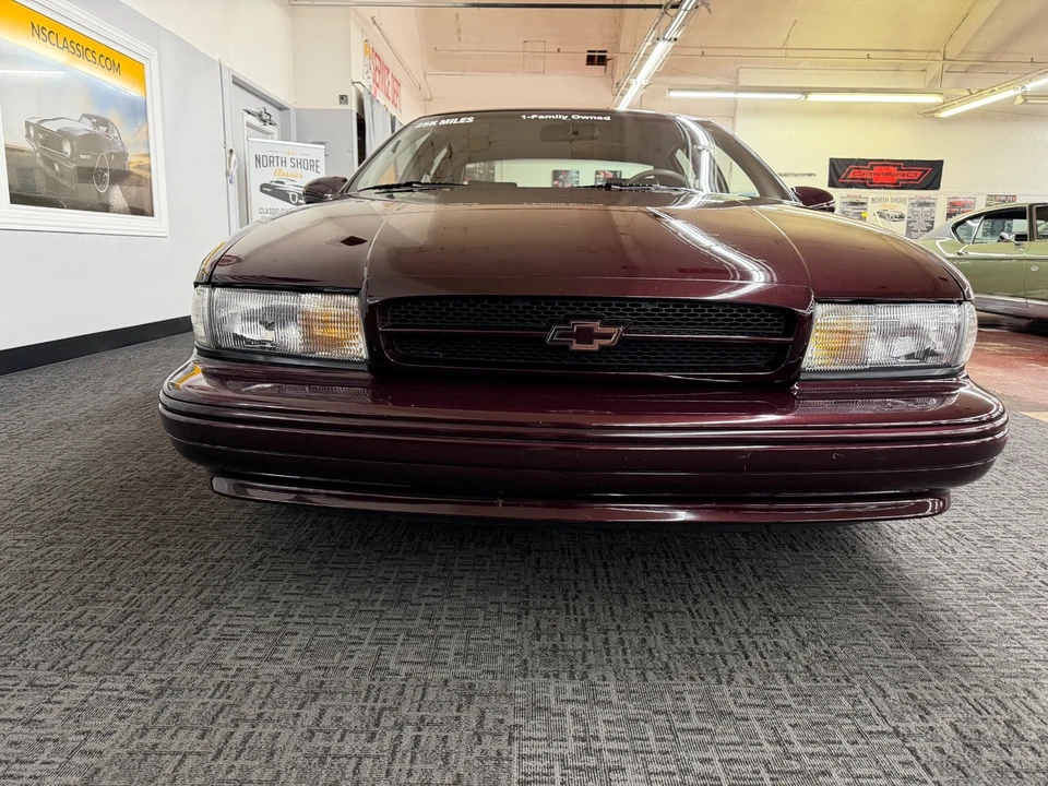 1996 Chevrolet Caprice - Image 7 of 31