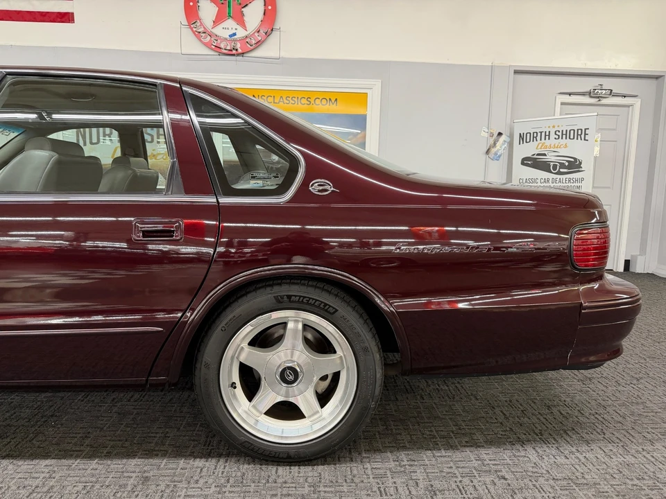1996 Chevrolet Caprice - Image 18 of 31
