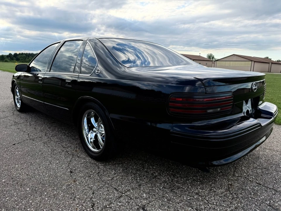 1996 Chevrolet Impala 7th Gen - Image 3 of 18