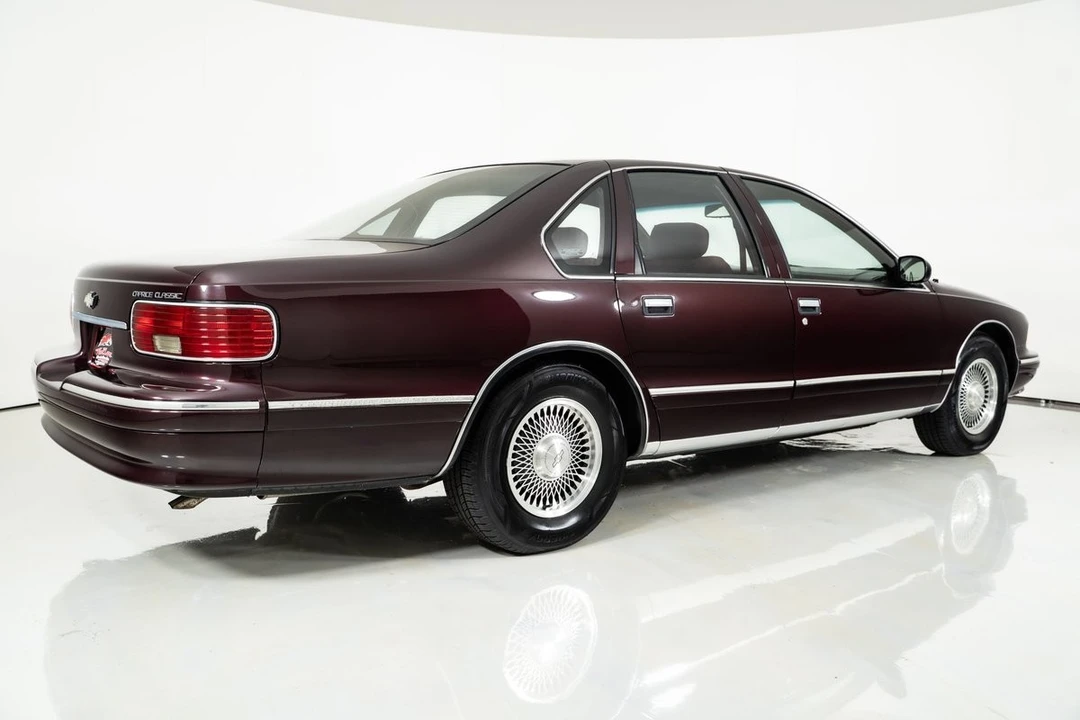 1996 Chevrolet Caprice - Image 9 of 31