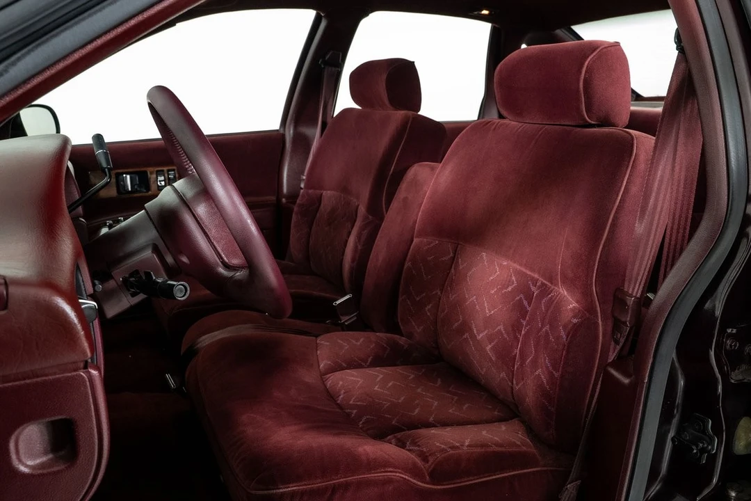 1996 Chevrolet Caprice - Image 16 of 31