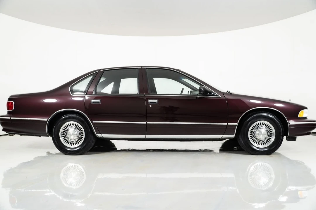1996 Chevrolet Caprice - Image 10 of 31