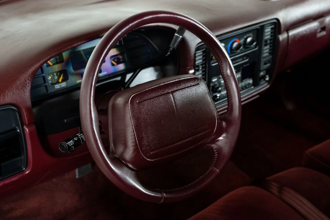 1996 Chevrolet Caprice - Image 21 of 31