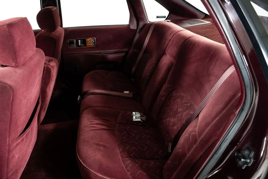 1996 Chevrolet Caprice - Image 19 of 31