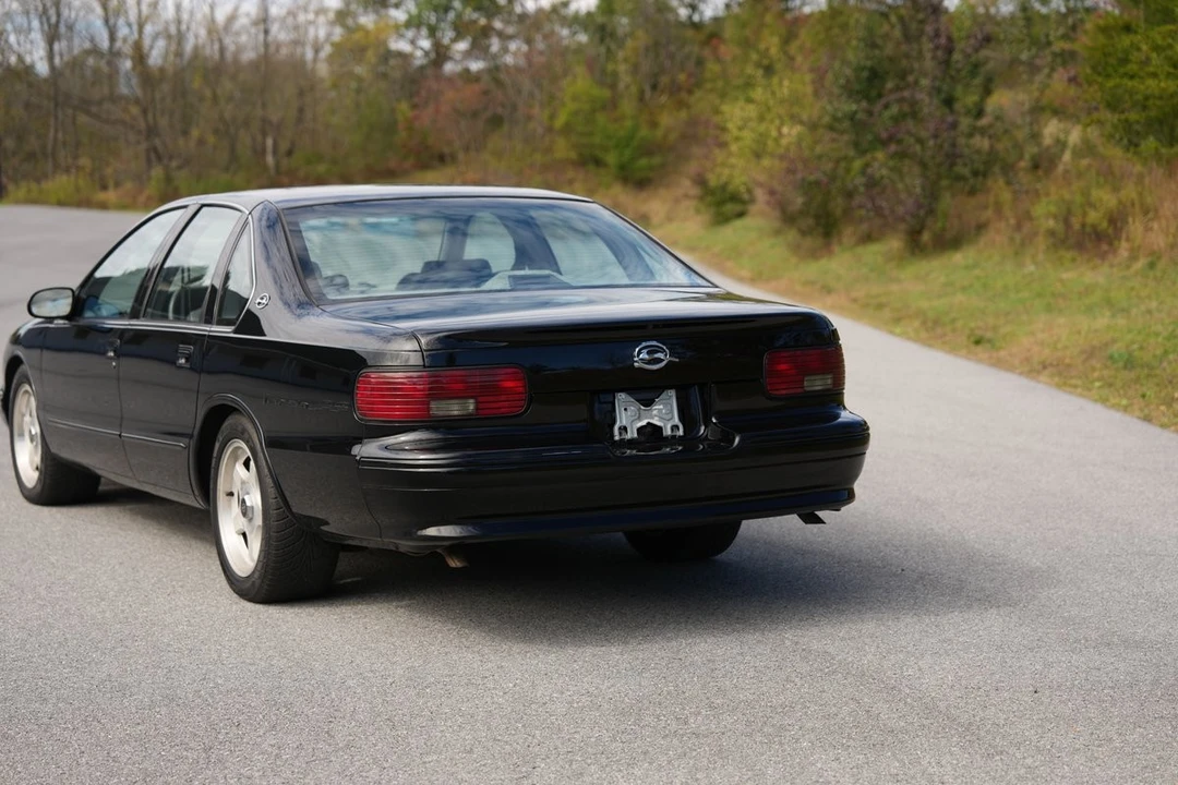 1996 Chevrolet Impala 8th Gen - Image 17 of 21