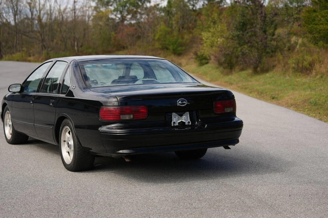 1996 Chevrolet Impala 8th Gen - Image 16 of 21