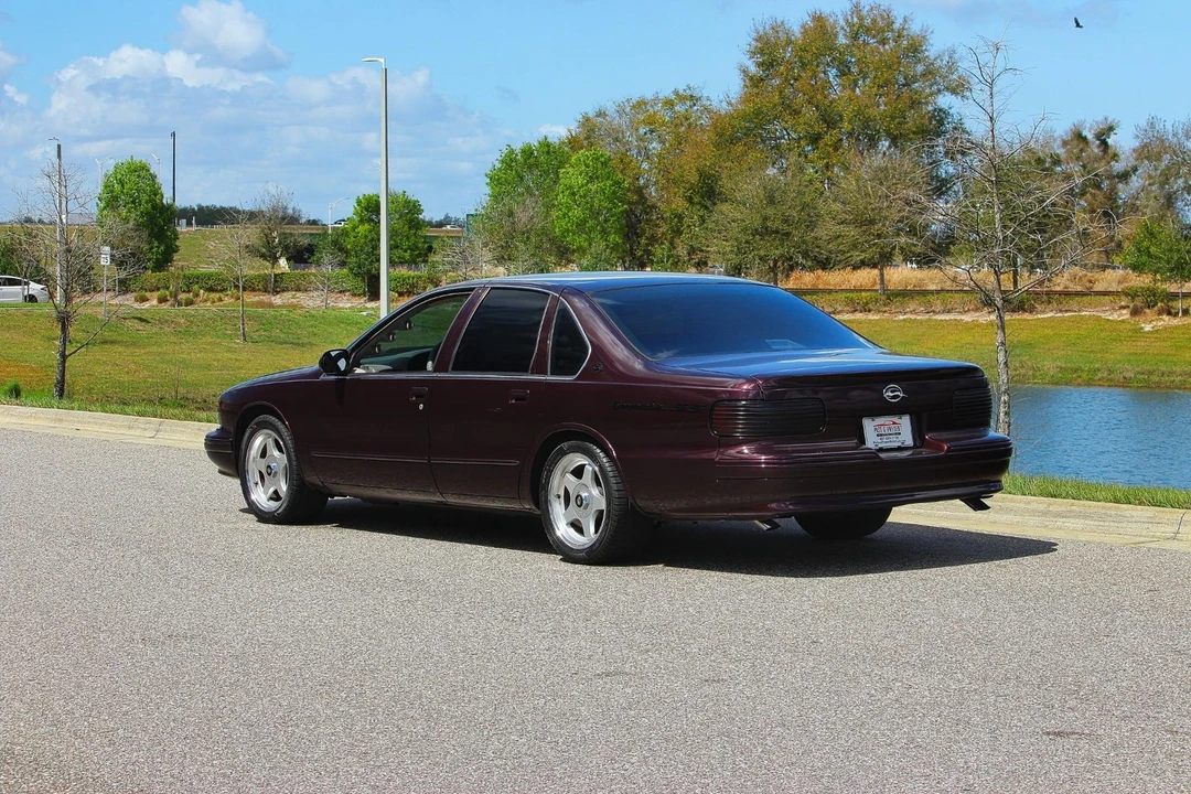 1996 Chevrolet Impala 7th Gen - Image 4 of 31