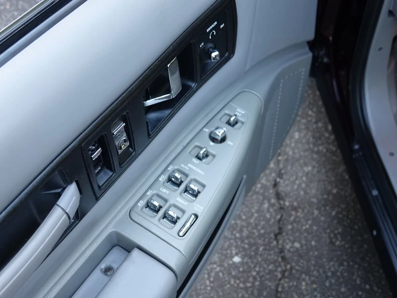 1996 Chevrolet Impala 7th Gen - Image 24 of 31