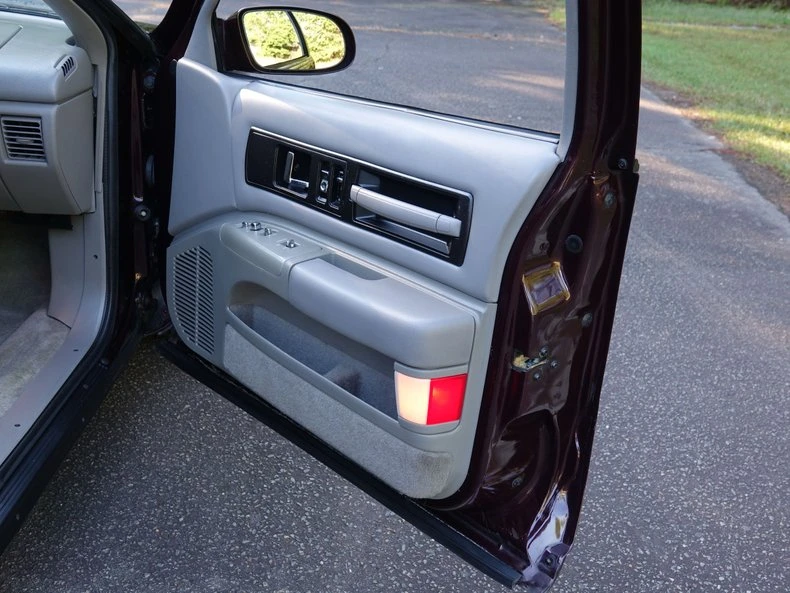 1996 Chevrolet Impala 7th Gen - Image 31 of 31