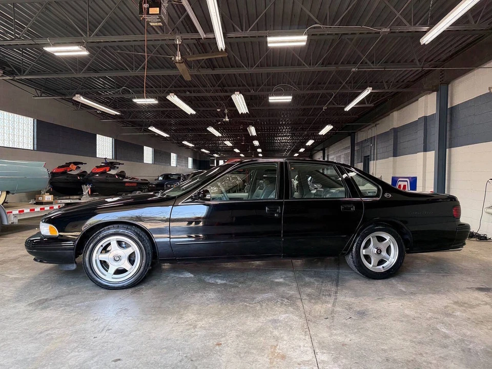 1996 Chevrolet Impala 7th Gen - Image 4 of 31