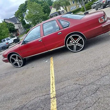 1996 Chevrolet Caprice LS Sedan 4D
