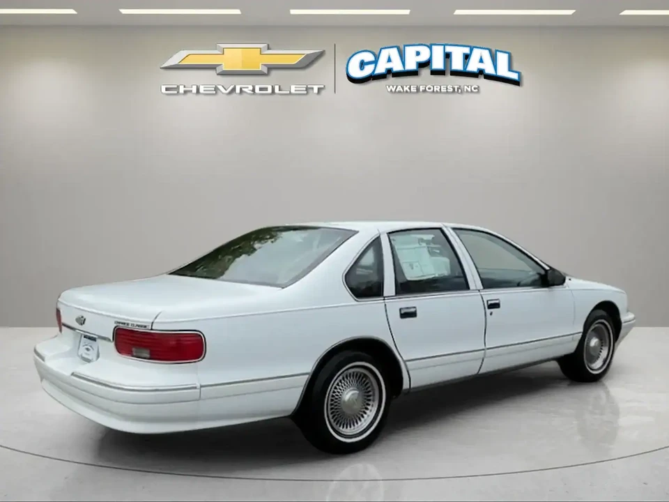 1996 Chevrolet Caprice - Image 5 of 19