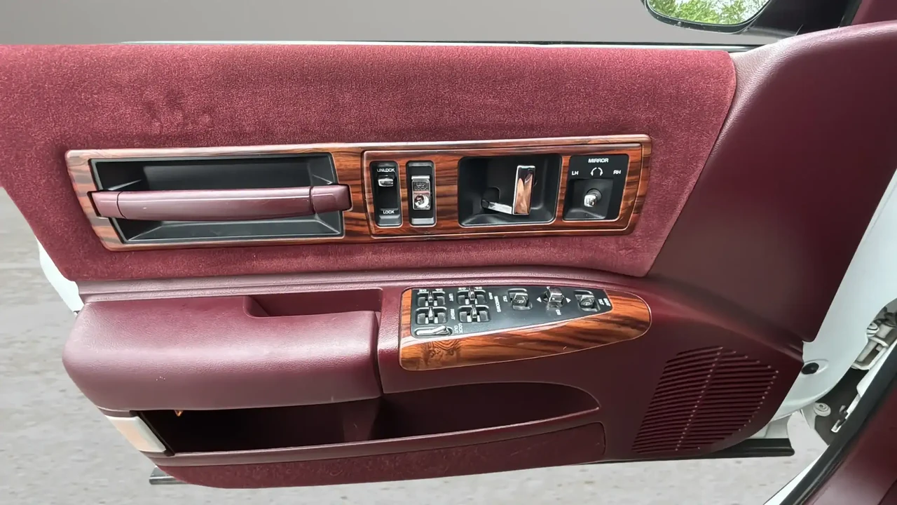 1996 Chevrolet Caprice - Image 12 of 19