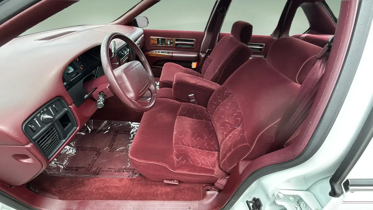 1996 Chevrolet Caprice - Image 13 of 19
