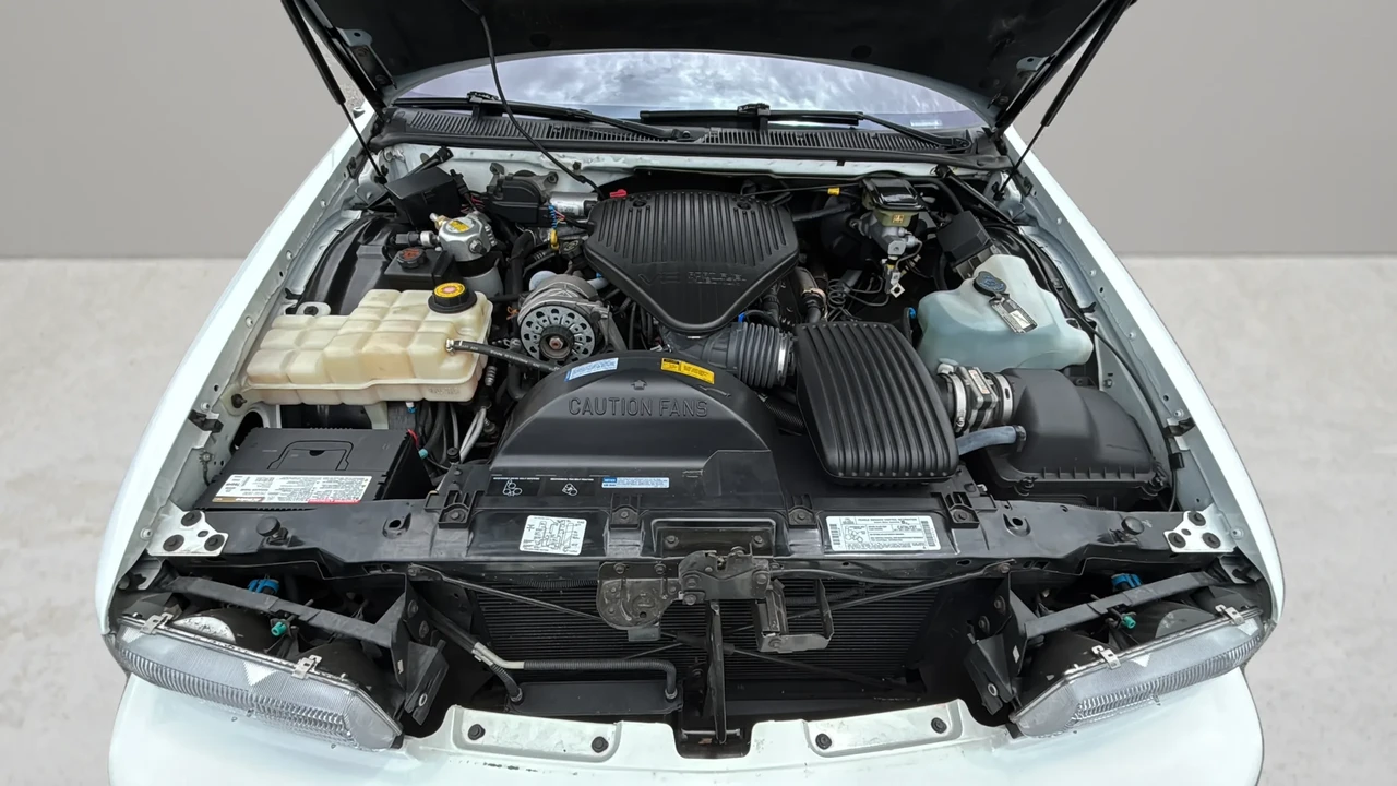 1996 Chevrolet Caprice - Image 18 of 19