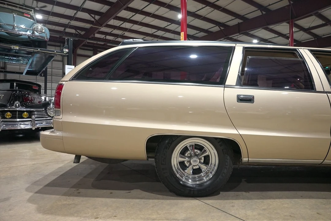 1996 Chevrolet Caprice - Image 9 of 31