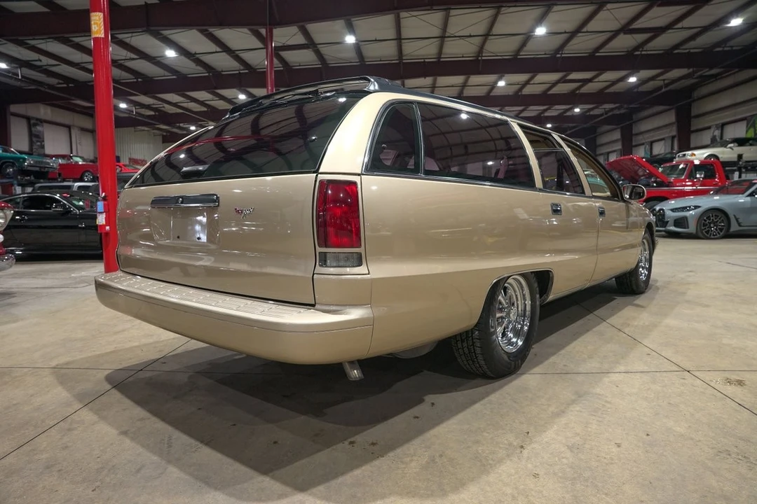 1996 Chevrolet Caprice - Image 8 of 12