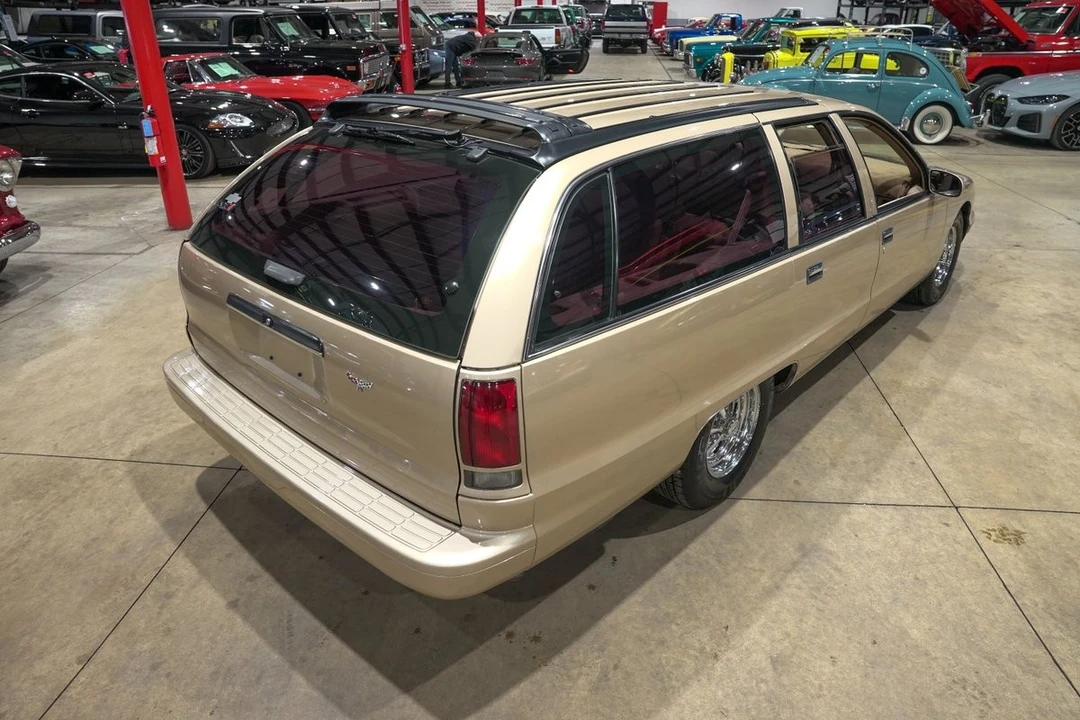1996 Chevrolet Caprice - Image 17 of 31