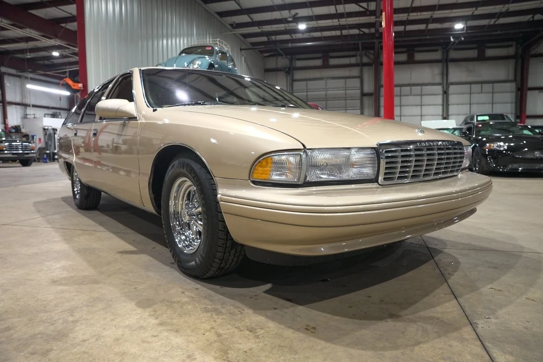1996 Chevrolet Caprice - Image 12 of 31