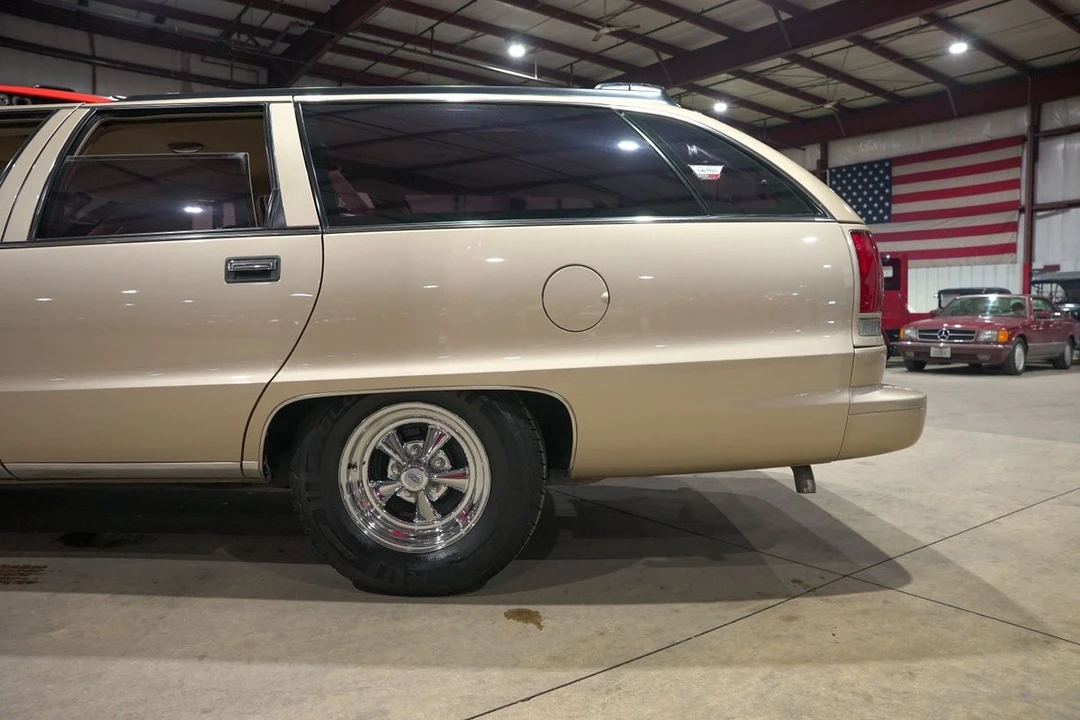 1996 Chevrolet Caprice - Image 5 of 31