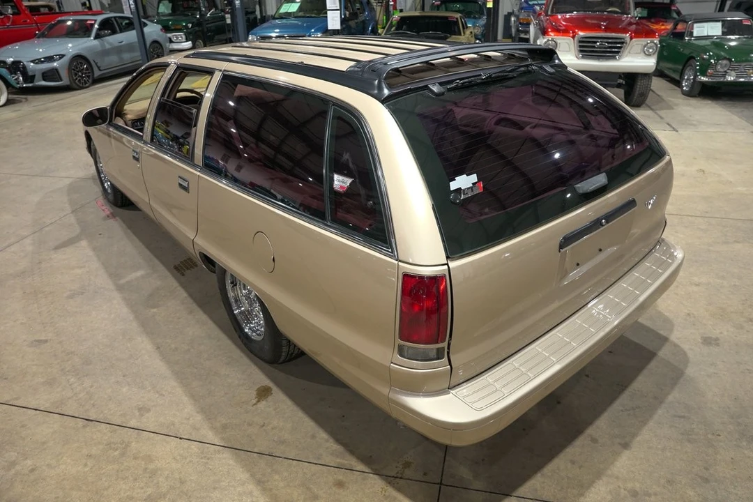 1996 Chevrolet Caprice - Image 16 of 31