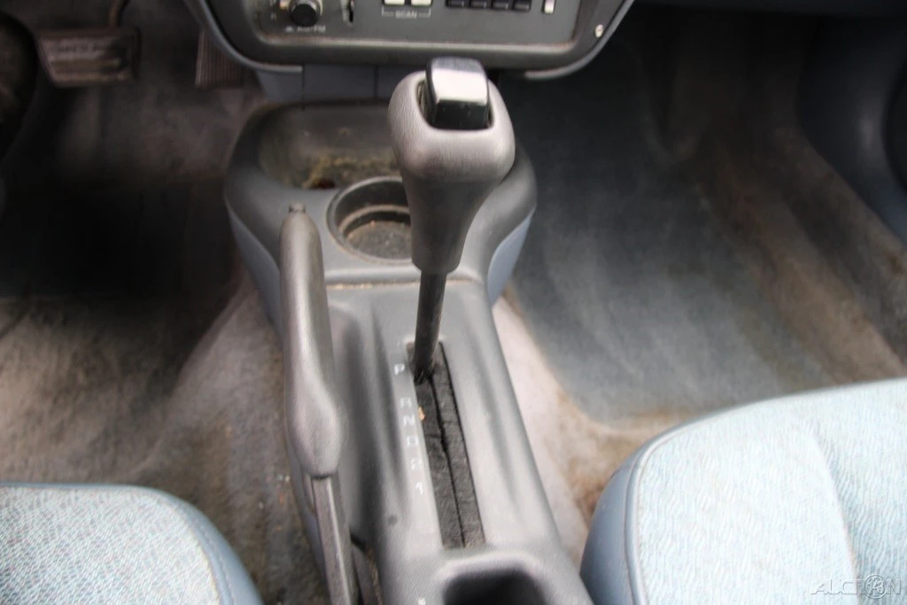 1996 Chevrolet Cavalier - Image 17 of 21