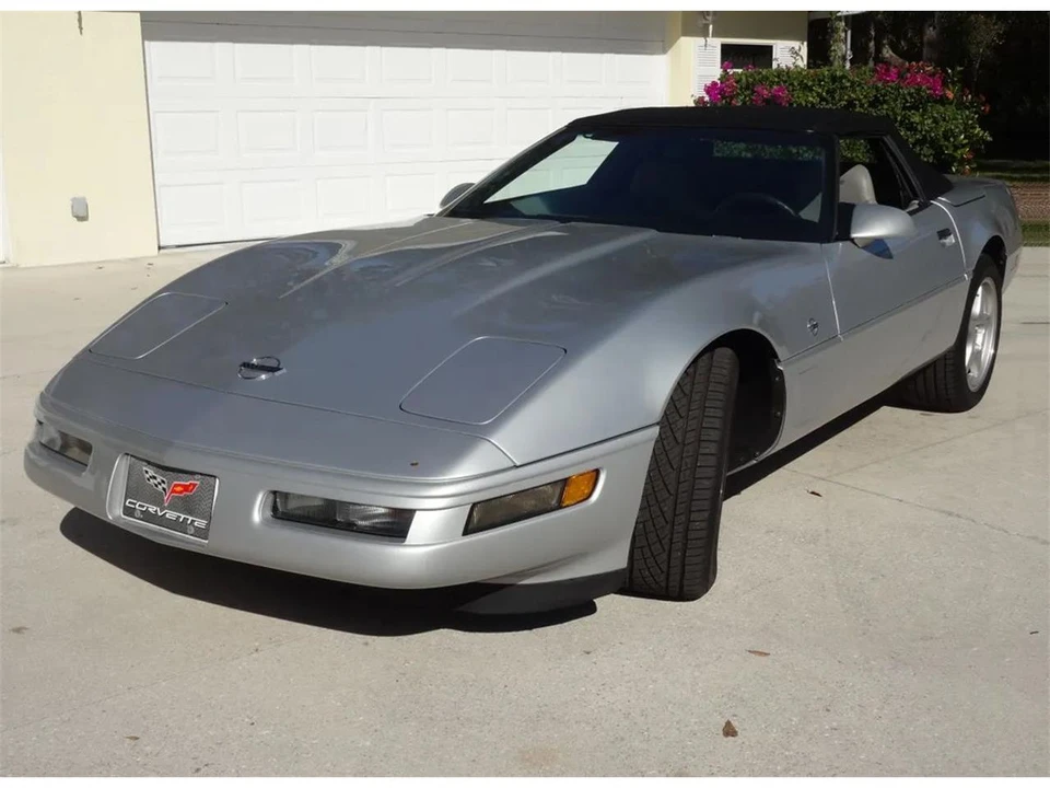 1996 Chevrolet - Image 11 of 31