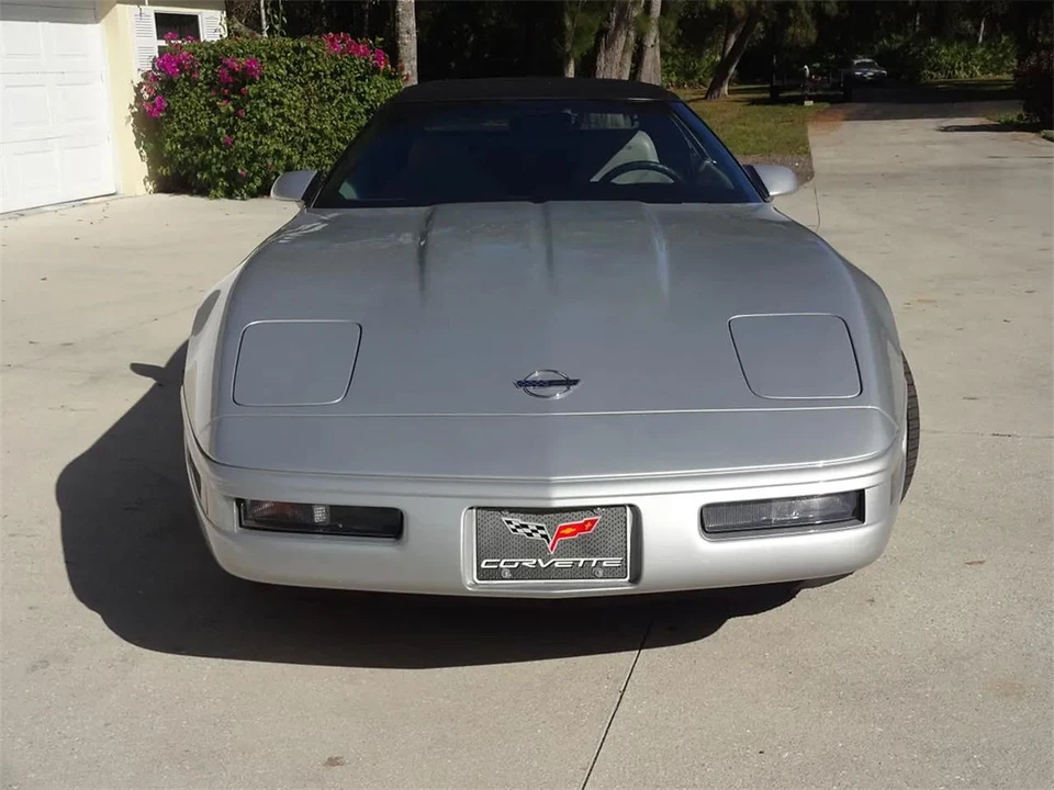 1996 Chevrolet - Image 15 of 31
