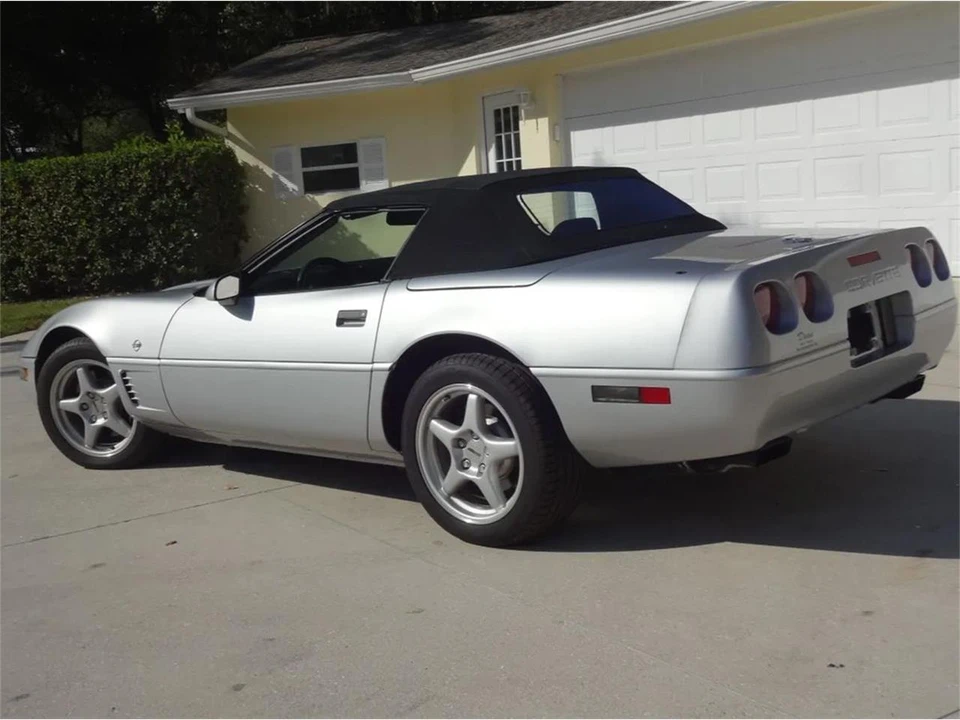 1996 Chevrolet - Image 11 of 31