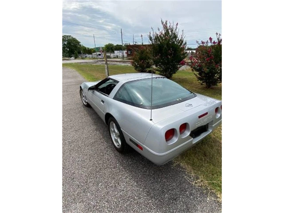 1996 Chevrolet Corvette C4 - Image 3 of 22