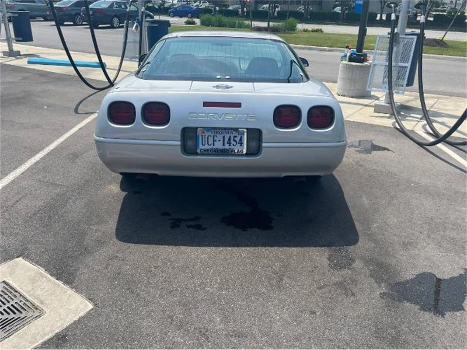 1996 Chevrolet Corvette C4 - Image 14 of 17