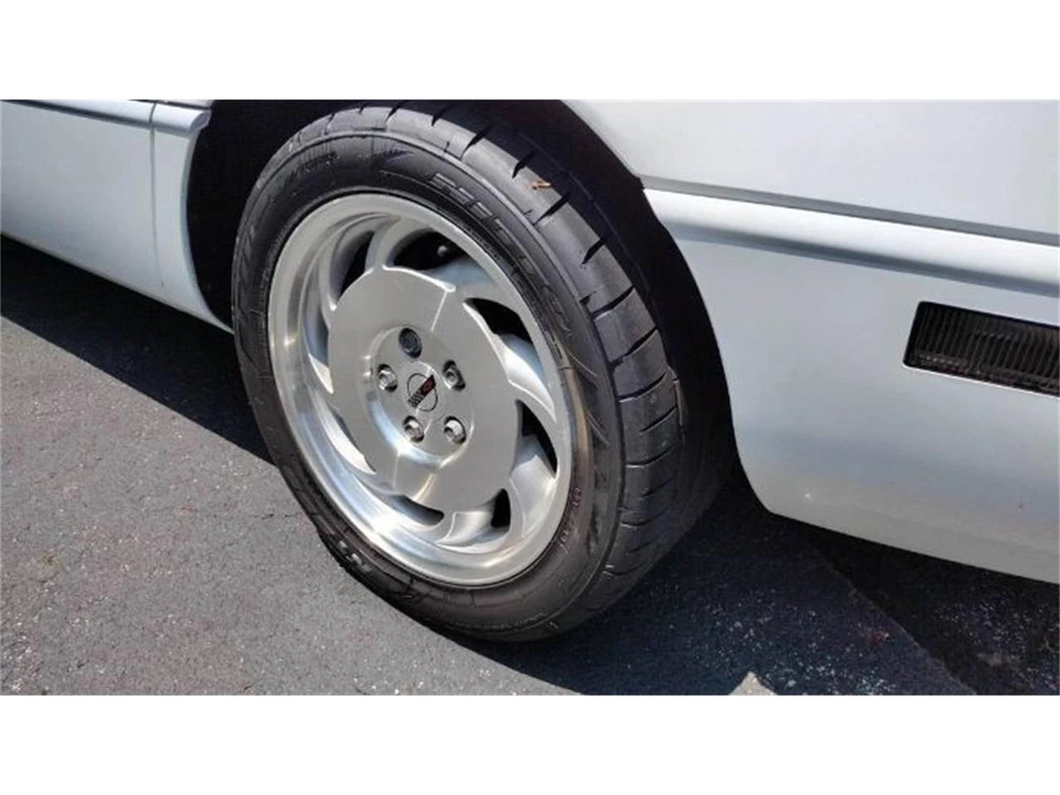 1996 Chevrolet Corvette C4 - Image 10 of 25