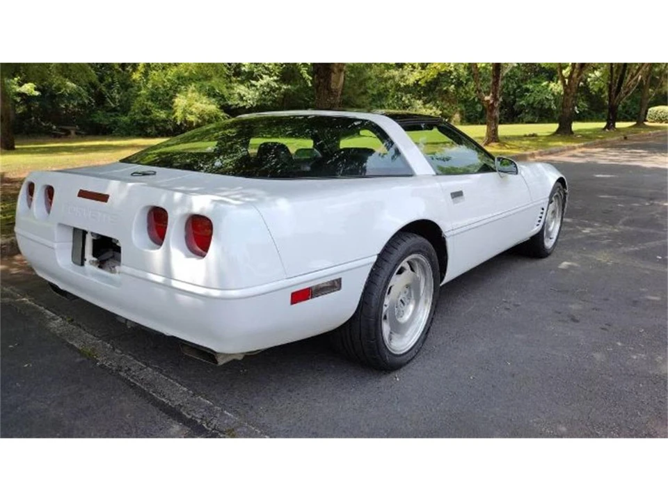1996 Chevrolet Corvette C4 - Image 9 of 25