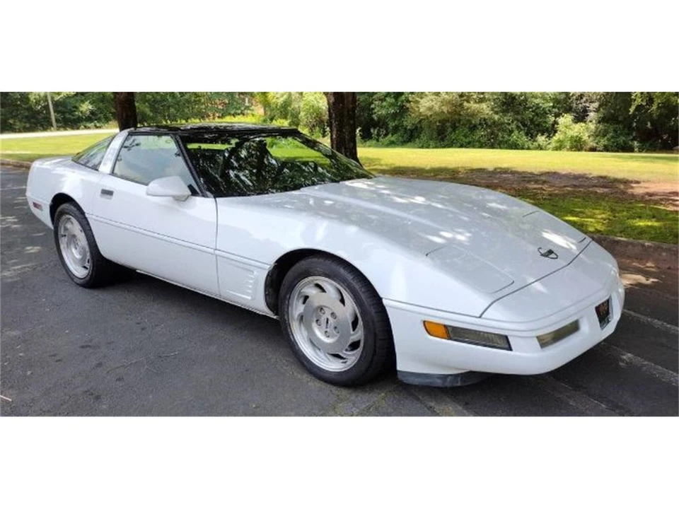 1996 Chevrolet Corvette C4 - Image 18 of 25
