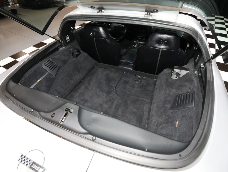 1996 Chevrolet Corvette C4 - Image 4 of 31