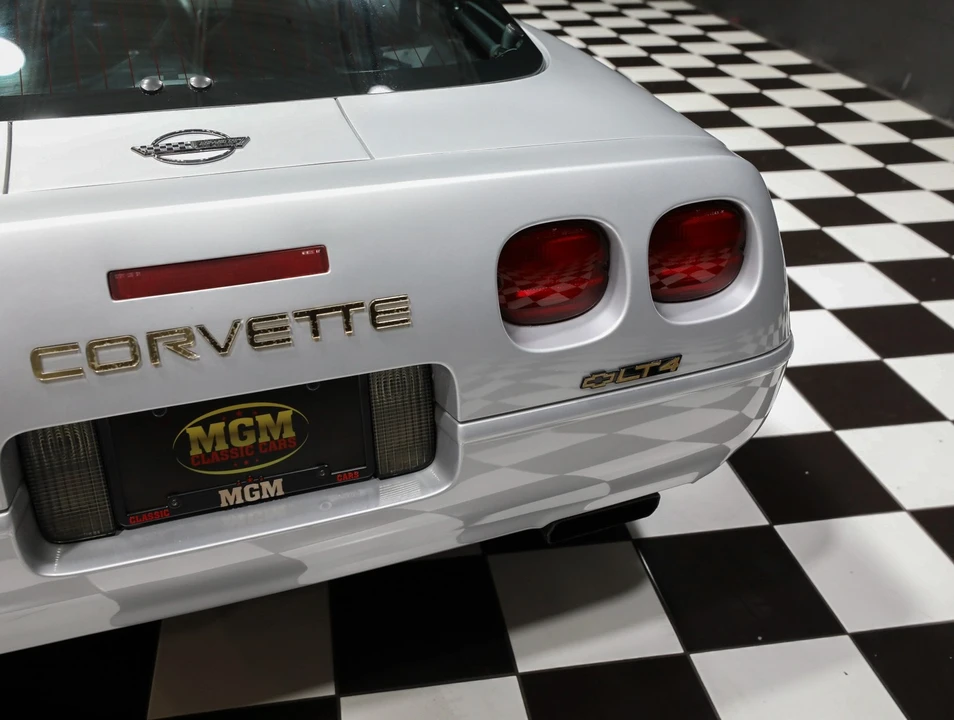1996 Chevrolet Corvette C4 - Image 22 of 31