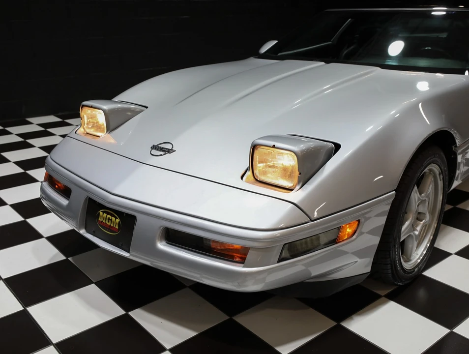 1996 Chevrolet Corvette C4 - Image 9 of 31