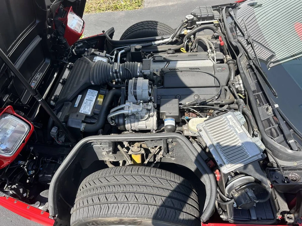 1996 Chevrolet Corvette C4 - Image 14 of 19