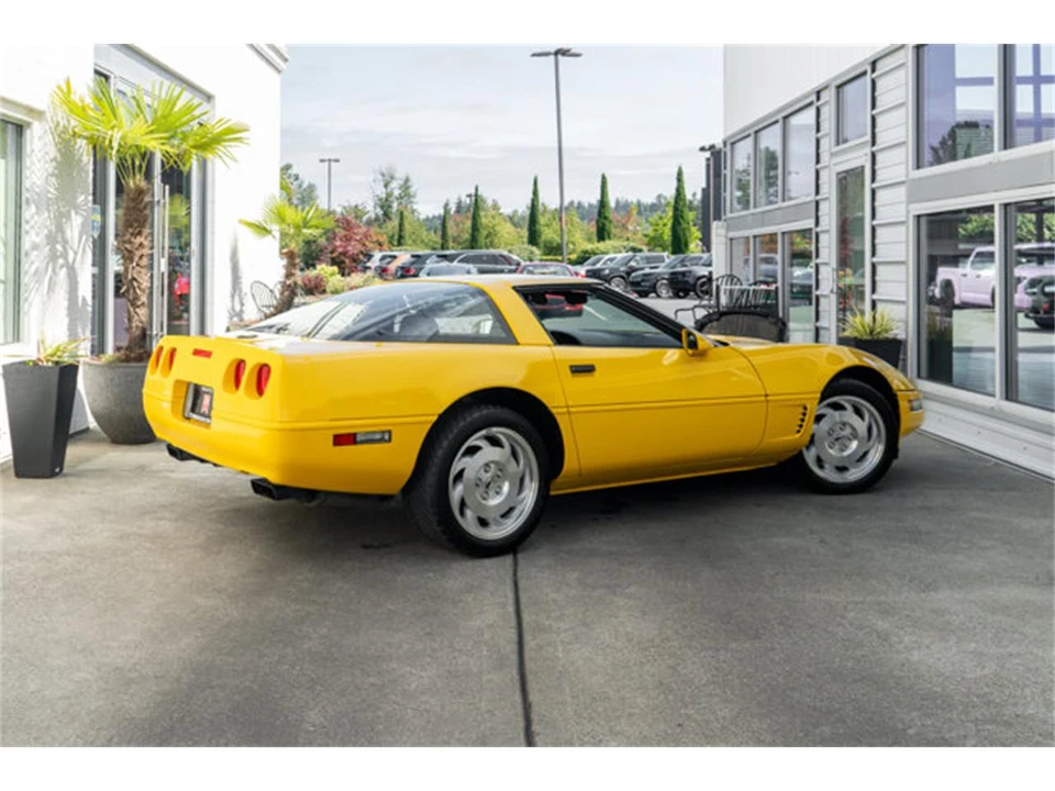 1996 Chevrolet Corvette C4 - Image 10 of 12