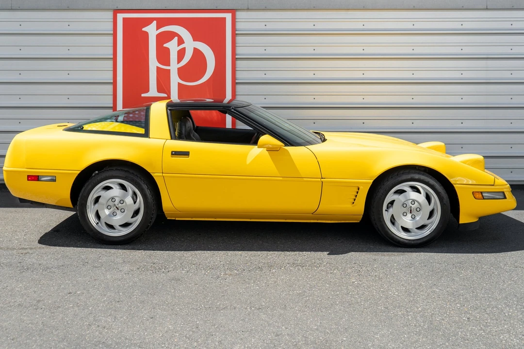 1996 Chevrolet Corvette C4 - Image 30 of 31