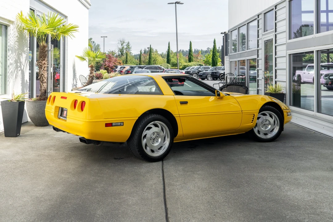 1996 Chevrolet Corvette C4 - Image 9 of 31
